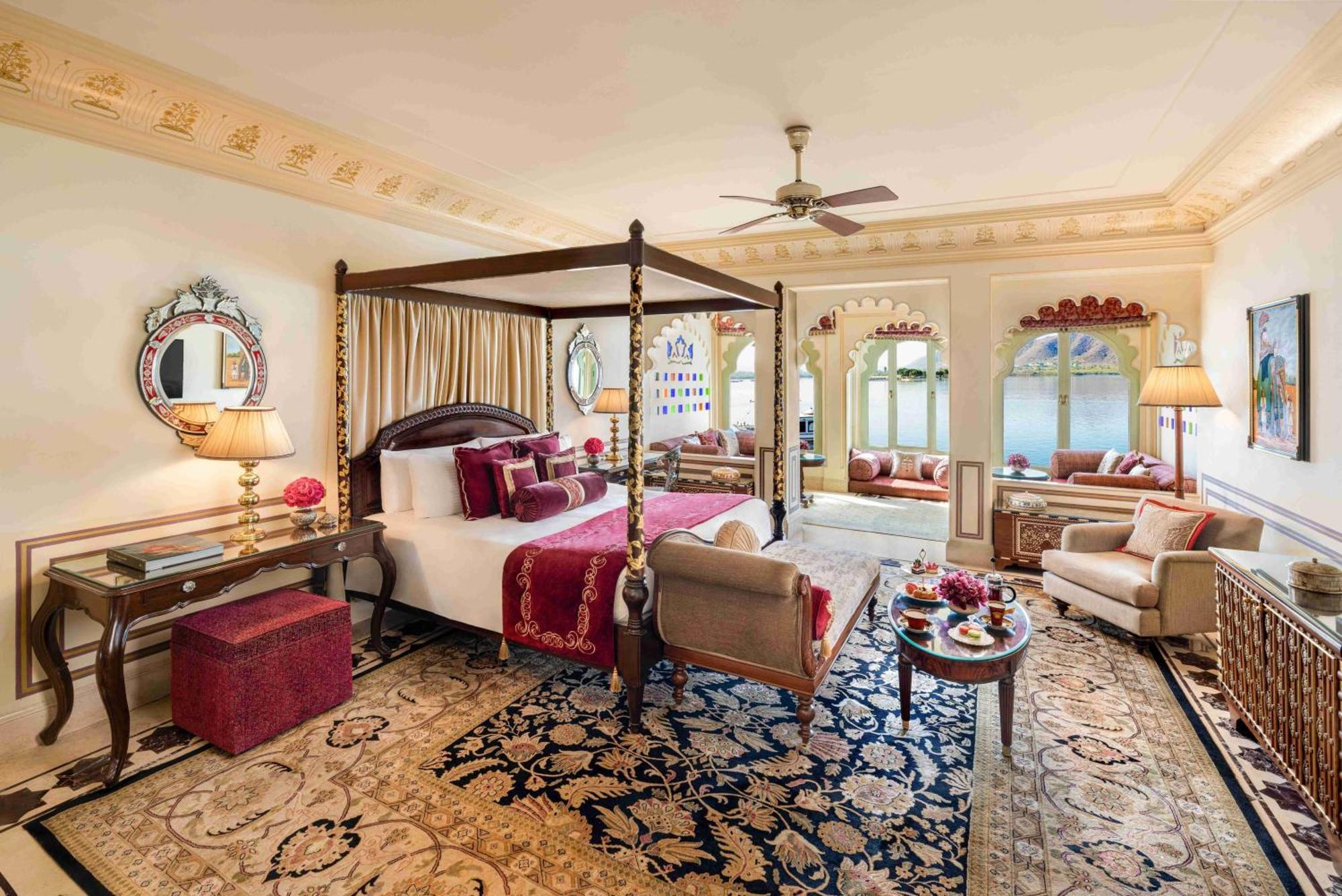 Taj Lake Palace Udaipur Exterior photo